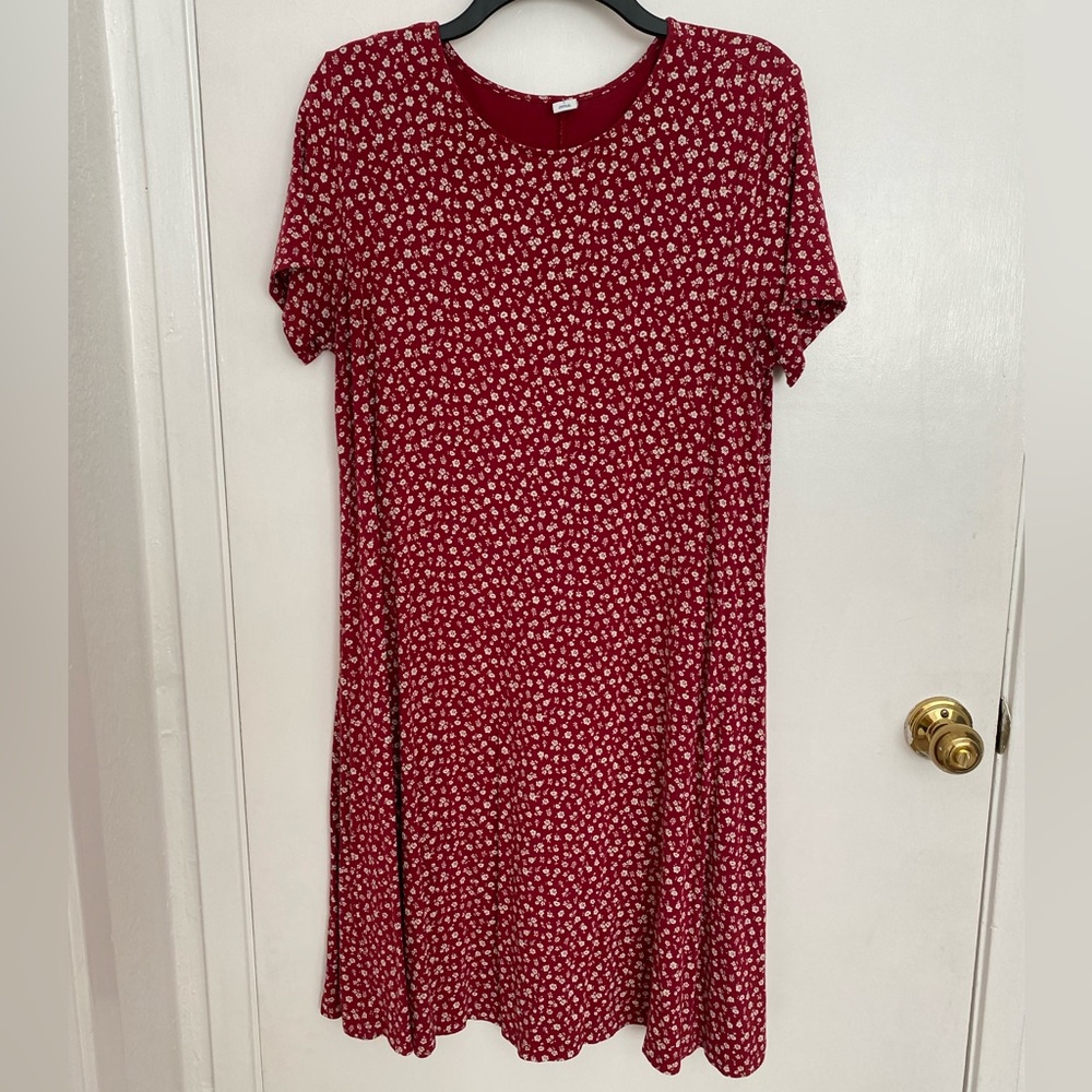 Old Navy Red&White Floral Jersey Swing Dress